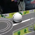 球体のロボット「LG Rolling Bot」