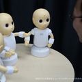 集団型対話ロボットCommU