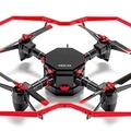 開発コード「UAV HDC01」はマルチロータータイプのドローン。機体設計はRCヘリなどを多く開発しているヒロボーが担当している（画像はプレスリリースより）