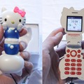 オーラ社が、サンリオとライセンス契約を交わして開発した「ハローキティフォン Hello Kitty FIGURINE KT-01」