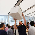 ニューヨークのワールドトレードセンターにオープンしたApple Store（C）Getty Images