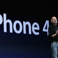 iPhone 4　（C）Getty Images