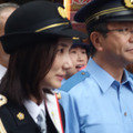 吉田羊、1日警察署長として中華街をパレード【フォトレポート】