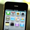 iPhone 4　（C）Getty Images