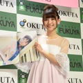 浅川梨奈、水着に抵抗なくなった！「むしろ今では正装」