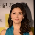 橋本マナミ　＜撮影　鶴見菜美子＞