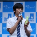 広瀬すずと中川大志が恋人役を熱演　「シーブリーズ」の新CMで