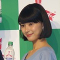 芳根京子、30センチ髪をバッサリ！「好評で嬉しいです」