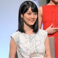 「岩谷時子賞　奨励賞」を受賞した生田絵梨花（乃木坂46）