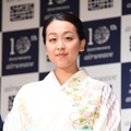 着物姿で登場した浅田真央（撮影：竹内みちまろ）