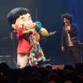 ジミー大西、オリジナルドラマ撮り直しに「本来なら……」！MISIAのバースデーライヴに登場！