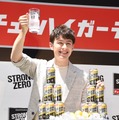 ウエンツ瑛士、真昼間から“ほろ酔い”「もう仕事はおしまいです」