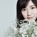 渡辺麻友、ソロアルバムのタイトルが『Best Regards!』に決定！ジャケ写も公開