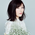 渡辺麻友、ソロアルバムのタイトルが『Best Regards!』に決定！ジャケ写も公開