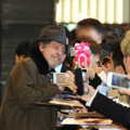 マーク・ハミル、成田に到着！『スター・ウォーズ／最後のジェダイ』PR来日