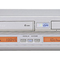 トリプルチューナー内蔵のDV-HRW35。VHS＆HDD＆DVD搭載の3 in 1レコーダー