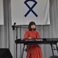 川嶋あい 400人の生徒・教職員などを前にサプライズライブ開催！3月に閉校の中学校で