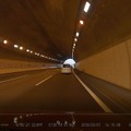 トンネル内の画像