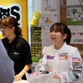 SKE48の大場美奈と高柳明音がTBSストア赤坂Bizタワー店の1日店長に