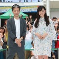 永井聡監督、鈴木瑛美子【撮影：小宮山あきの】