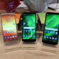 左から「moto e5」（1万8500円）、「moto g6」（2万8800円）、「moto g6 plus」（3万8800円）。すべて税抜き