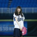 乃木坂46・齋藤飛鳥、台湾で初の始球式！野茂英雄のトルネード投法を披露