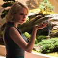 怪しげな臨床試験に参加した2人の運命は？Netflix、オリジナルシリーズ『マニアック』を本日より独占配信