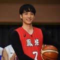 、小関裕太【写真：竹内みちまろ】