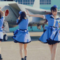 F-15戦闘機をバックにダンス！「Run Girls, Run！」ニューシングルMV＆ジャケ写公開