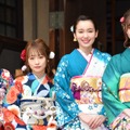 Niki、川栄李奈、飯豊まりえ、江野沢愛美【写真：竹内みちまろ】