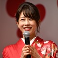 加藤綾子【写真：竹内みちまろ】