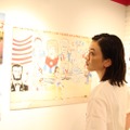 永野芽郁、リミテッドストアをお忍び訪問！自身のパネルに喜び