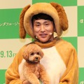 アンジャッシュ・児嶋一哉と愛犬のネネ【撮影：浜瀬将樹】