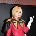 シャアのコスプレをセクシーにキメる……「C3AFA TOKYO 2019」