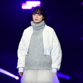 【TGC 2019】欅坂46平手友梨奈、TGCにサプライズ登場＆微笑みも