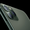iPhoneに初の「プロ」モデル登場も、