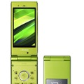 コンパクトリッチケータイ「docomo STYLE series SH-02A」
