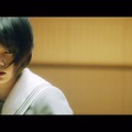 欅坂46・平手友梨奈のソロ曲「角を曲がる」ミュージックビデオ公開！