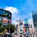 引退から約一年......渋谷センター街が安室奈美恵一色に！