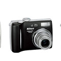 COOLPIX7900　プライムシルバー（左）、クラシックブラック（中）、オペラレッド（右）