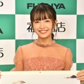 寺本莉緒【写真：竹内みちまろ】