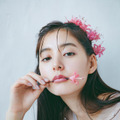 『新木優子 オフィシャルカレンダー2021.4-2022.3』（SDP）