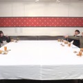 左手前から時計回りに）坂上忍、真木よう子、浜田雅功、松本人志、山崎夕貴（フジテレビアナウンサー／「崎」は「たつさき」）（C）フジテレビ