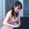 ピアノ対決・松井咲子（C）フジテレビ