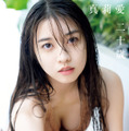 モーニング娘。’21 ・牧野真莉愛 写真集『真莉愛 二十歳』（ワニブックス／撮影：唐木貴央）