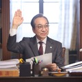 竹野内豊が11年ぶり“月9主演”！クセ者裁判官が真実を裁く『イチケイのカラス』が今夜放送!