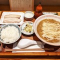 炭火焼濃厚中華そば　鯖（さば）定食