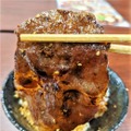 『北海道すた丼～濃厚バター焦がし焼肉味～』メディア試食会【撮影：小宮山あきの】