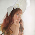 春奈るな、自身デザインの新作ウェディングドレス公開