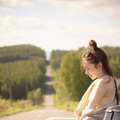 乃木坂46・渡辺みり愛写真集『消極的な華やかさ』（発売：竹書房、撮影：彦坂栄治）セブンネット版裏表紙